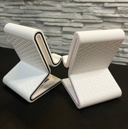 Crafio. Modulus - Suport de telefon cu model Honeycomb - Crafio.